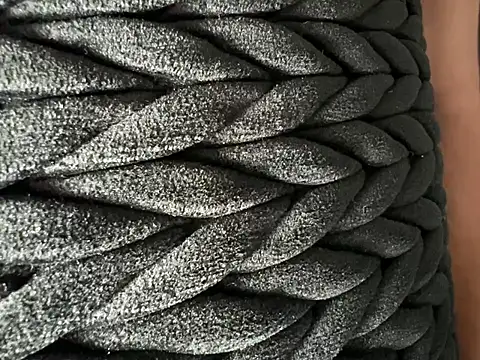 Snapshot of Amarok39 chatting on 12/16/24, 11:33 Amarok39 online show from 12/16/24, 11:33