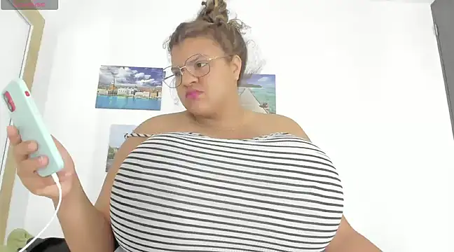 bigmom69  online show from 12/12/24, 03:59