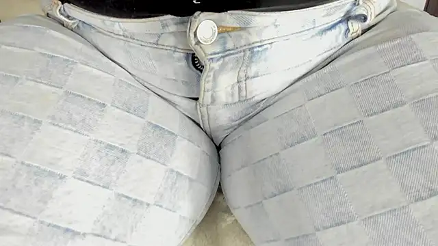 bigmom69  online show from 10/17/25, 02:08