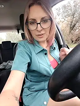 Snapshot of Jade_Emeraud chatting on 02/10/25, 01:33 Jade Emeraud online show from 02/10/25, 01:33