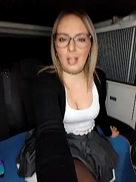 Jade Emeraud online show from 02/03/26, 09:09