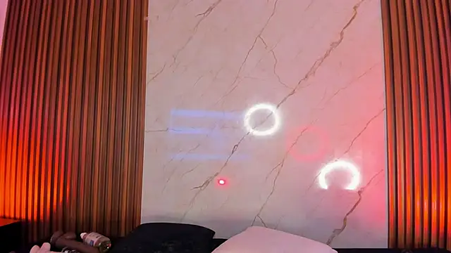 Emiilycollins online show from 12/07/24, 12:19