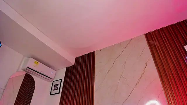 Emiilycollins online show from 12/07/24, 09:33