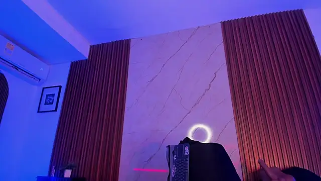 Emiilycollins online show from 10/23/25, 10:30