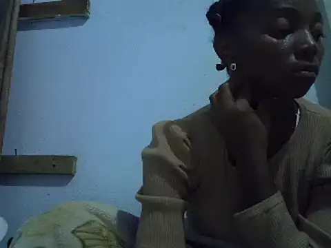 ElianeHot online show from 01/14/25, 04:29