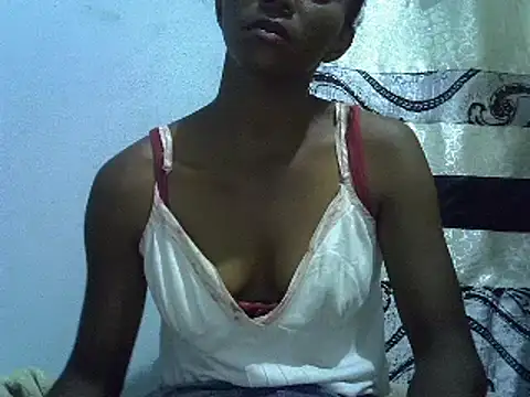 ElianeHot online show from 02/01/25, 07:55