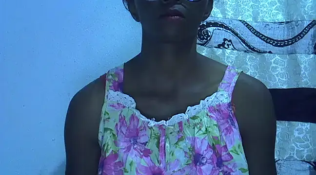 ElianeHot online show from 02/05/25, 03:20