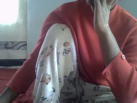 ElianeHot online show from 01/19/26, 08:18