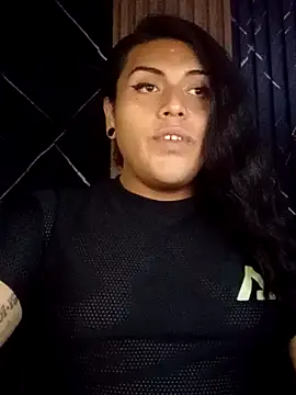 Snapshot of Ariana_Rodriguez_ chatting on 01/19/25, 11:00 Ariana Rodriguez online show from 01/19/25, 11:00