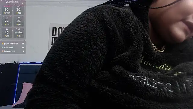 Alisteresa  online show from 12/30/24, 10:34