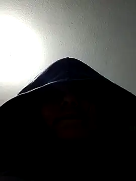 Snapshot of Alisteresa_ chatting on 06/23/26, 04:32 Alisteresa online show from 06/23/26, 04:32