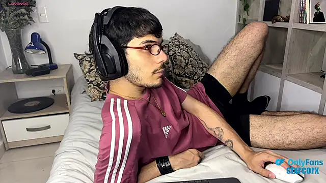 ilytheo online show from 02/25/25, 02:47