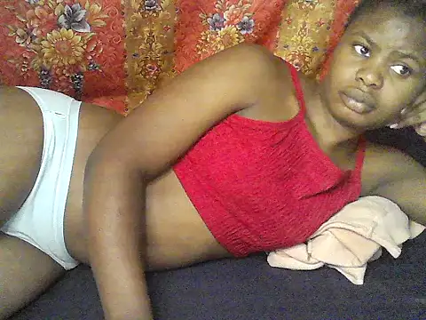 princess-maira online show from 03/24/26, 01:43