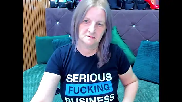 Lilly hott online show from 09/12/25, 07:14