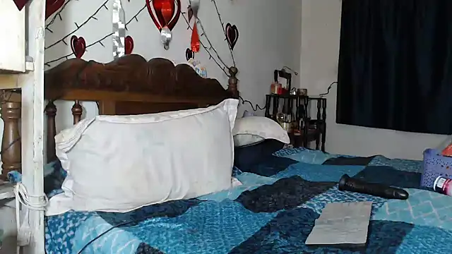 Snapshot of Vivianmature chatting on 12/11/24, 11:32 Vivianmature online show from 12/11/24, 11:32
