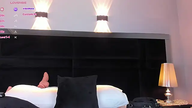 MiaStor online show from 03/13/25, 08:43