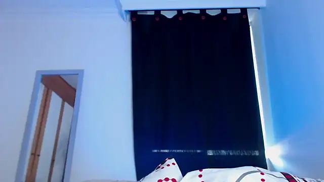 MiaStor online show from 04/14/26, 09:10