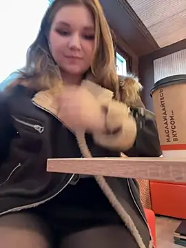 PumaShyXD online show from 02/23/25, 02:25