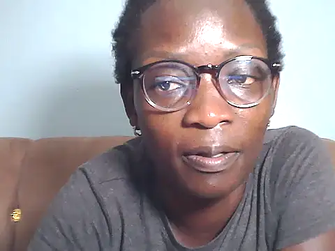 Snapshot of Sexy-BlackGold chatting on 11/13/25, 07:57 Sexy-BlackGold online show from 11/13/25, 07:57