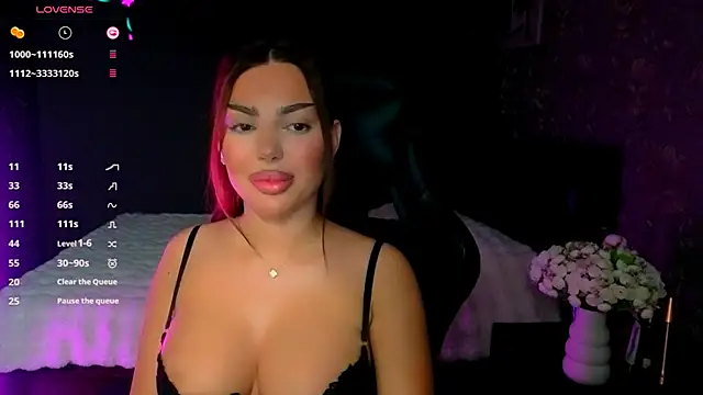 babyleilaa online show from 02/25/26, 09:46