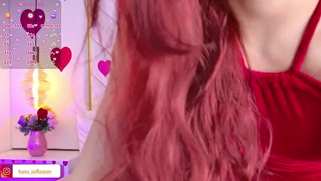 Flor delunaa online show from 02/16/26, 12:34