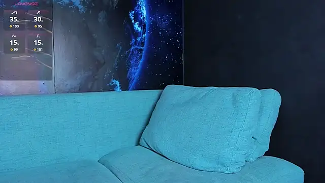 Snapshot of delessandro_world chatting on 09/28/25, 12:05 delessandro world online show from 09/28/25, 12:05