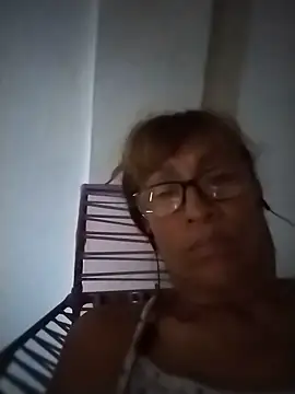 Snapshot of cristal_collins1 chatting on 07/19/26, 11:47 cristal collins1 online show from 07/19/26, 11:47