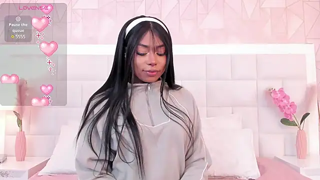 Alisson  Thompson online show from 03/18/25, 10:48