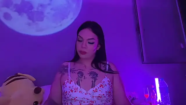 Its MadameGaby online show from 05/27/26, 02:08