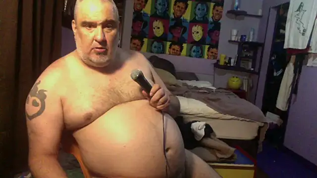 Snapshot of PerveyUncle chatting on 06/29/26, 06:08 PerveyUncle online show from 06/29/26, 06:08