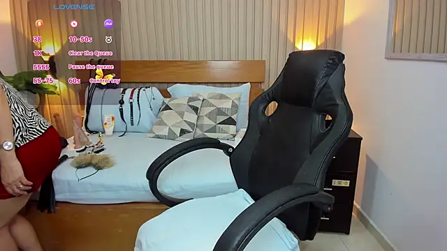 luciana ballesteros  online show from 02/18/25, 12:28