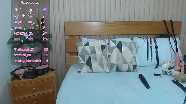 luciana ballesteros  online show from 03/13/25, 03:50