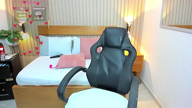 luciana ballesteros  online show from 03/20/26, 12:21