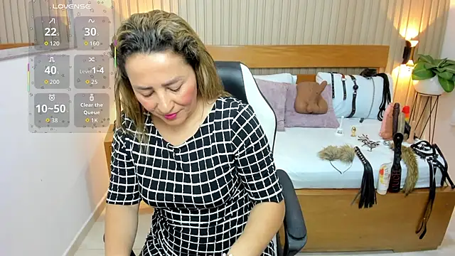 Snapshot of luciana_ballesteros_ chatting on 07/20/26, 12:29 luciana ballesteros online show from 07/20/26, 12:29