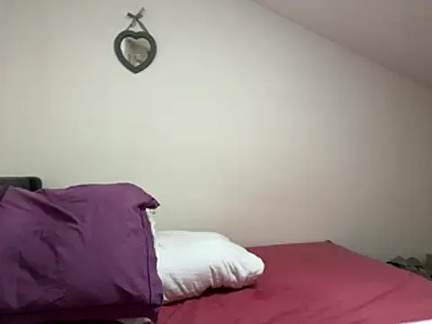 lyajoliee online show from 04/03/26, 08:23