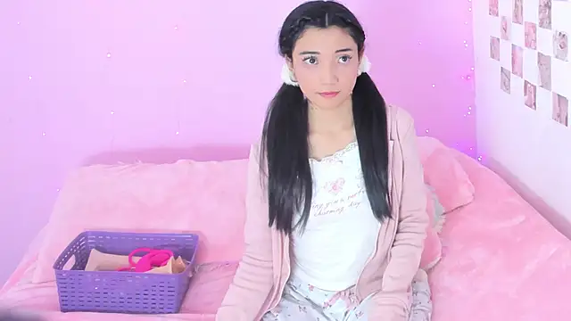 Snapshot of MIDORI_BACK_01 chatting on 02/07/25, 12:20 MIDORI BACK 01 online show from 02/07/25, 12:20