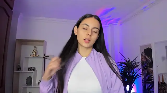 Aleejaa   online show from 03/18/25, 11:19