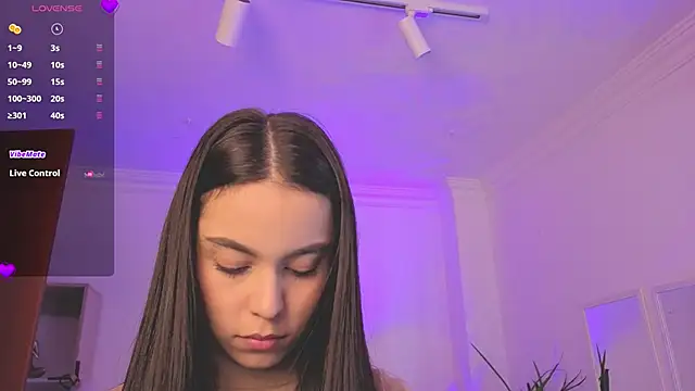 Aleejaa   online show from 04/20/26, 11:24