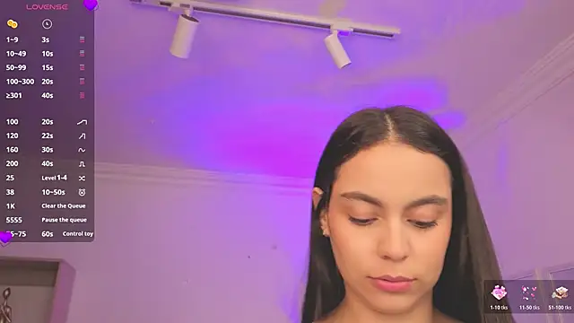 Snapshot of Aleejaa__ chatting on 05/15/26, 11:39 Aleejaa online show from 05/15/26, 11:39