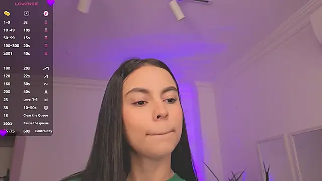 Snapshot of Aleejaa__ chatting on 06/02/26, 11:34 Aleejaa online show from 06/02/26, 11:34