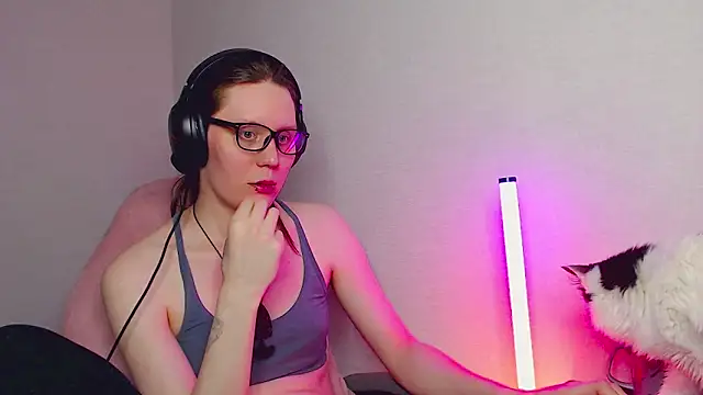 tracy cooper online show from 02/25/25, 11:44