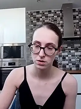 MartiniiSelenna online show from 02/28/25, 12:52