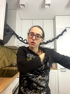 MartiniiSelenna online show from 10/25/25, 05:48