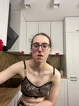 MartiniiSelenna online show from 04/09/26, 05:51