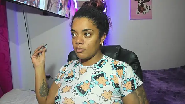 ladyrd1 online show from 01/10/26, 05:42