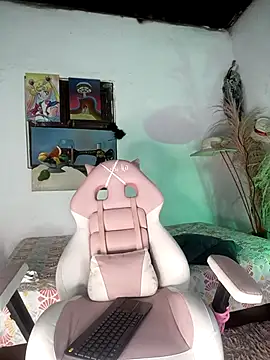 lovely kitt online show from 03/08/26, 04:49