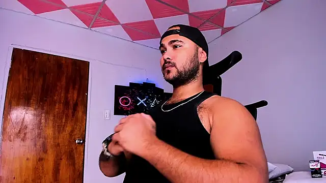 Sebas-hott online show from 01/18/25, 03:31