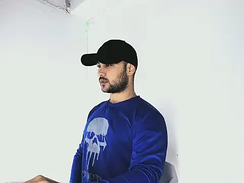 Sebas-hott online show from 10/12/25, 10:20