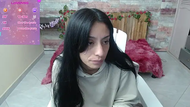Lucy joi online show from 12/24/24, 07:06