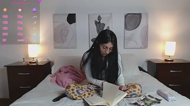 Lucy joi online show from 01/21/25, 09:03